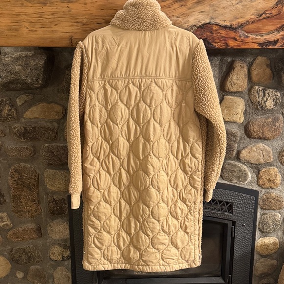 Athleta Beige Sherpa Jacket - Picture 6 of 10